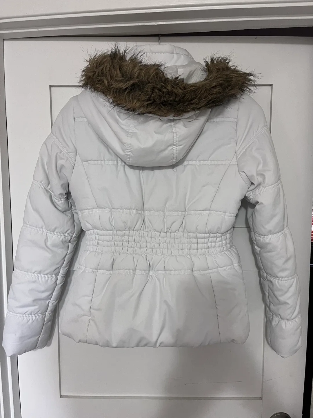 Krush Women’s White Winter Jacket - Small fit image indicator(2)