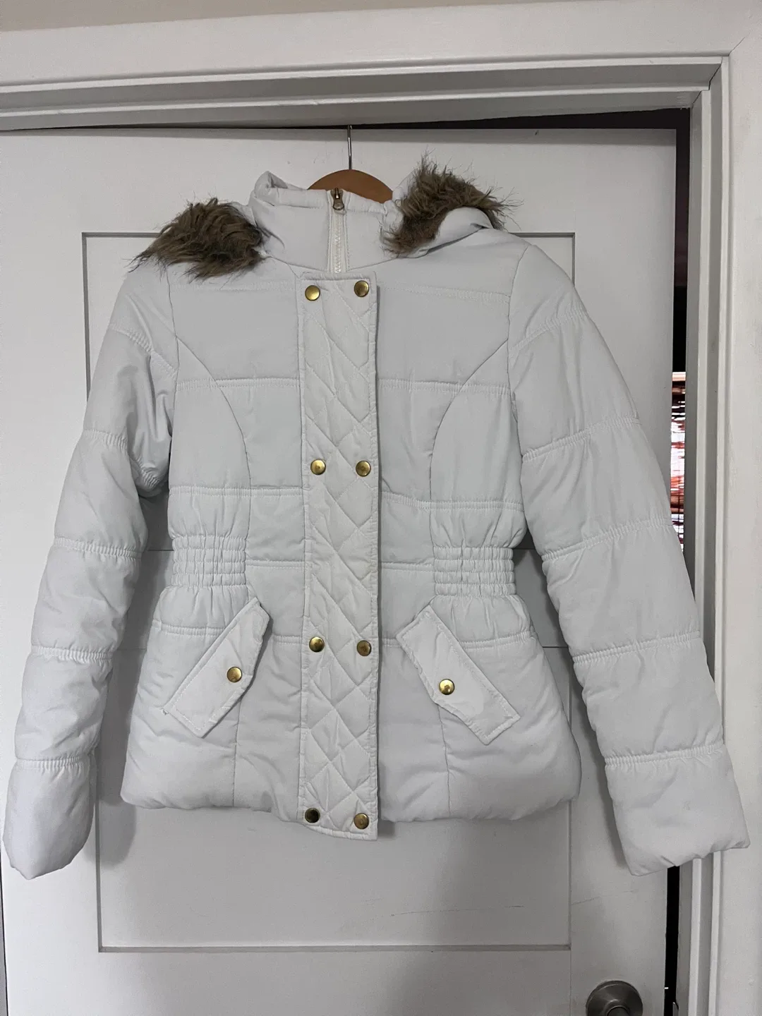 Krush Women’s White Winter Jacket - Small fit