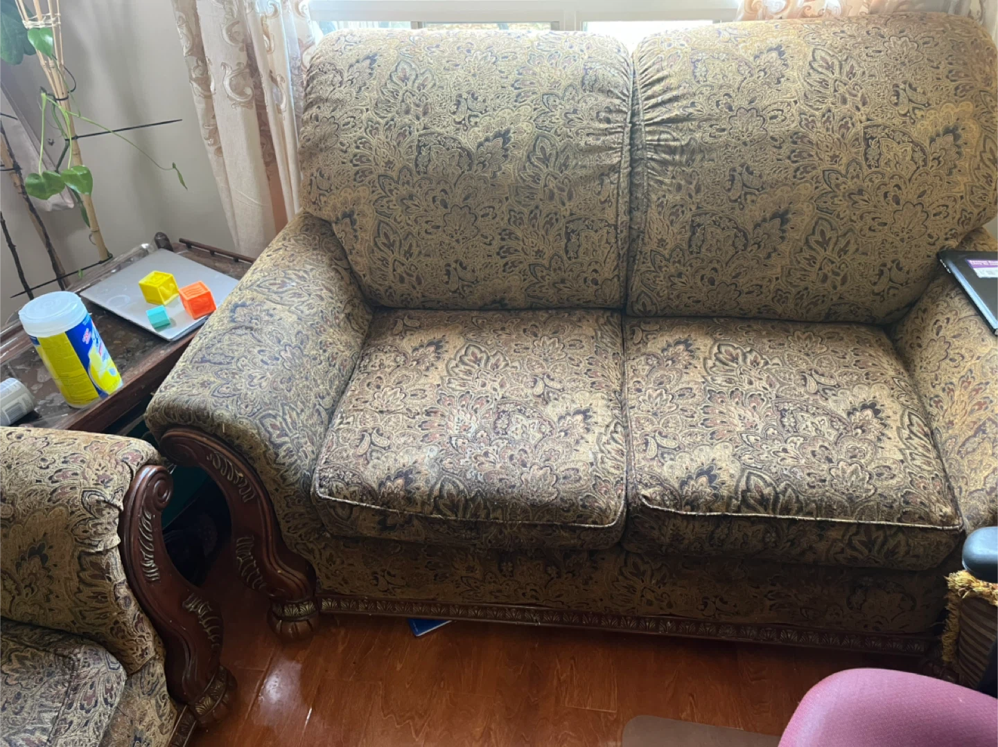 Patterned Sofa Set - 2 and 3 Seater - photo 2