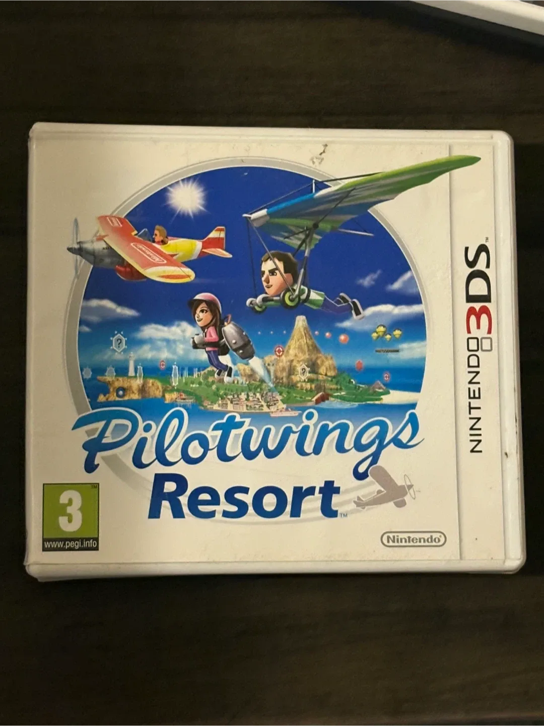 4 Nintendo 3DS Games image indicator(3)