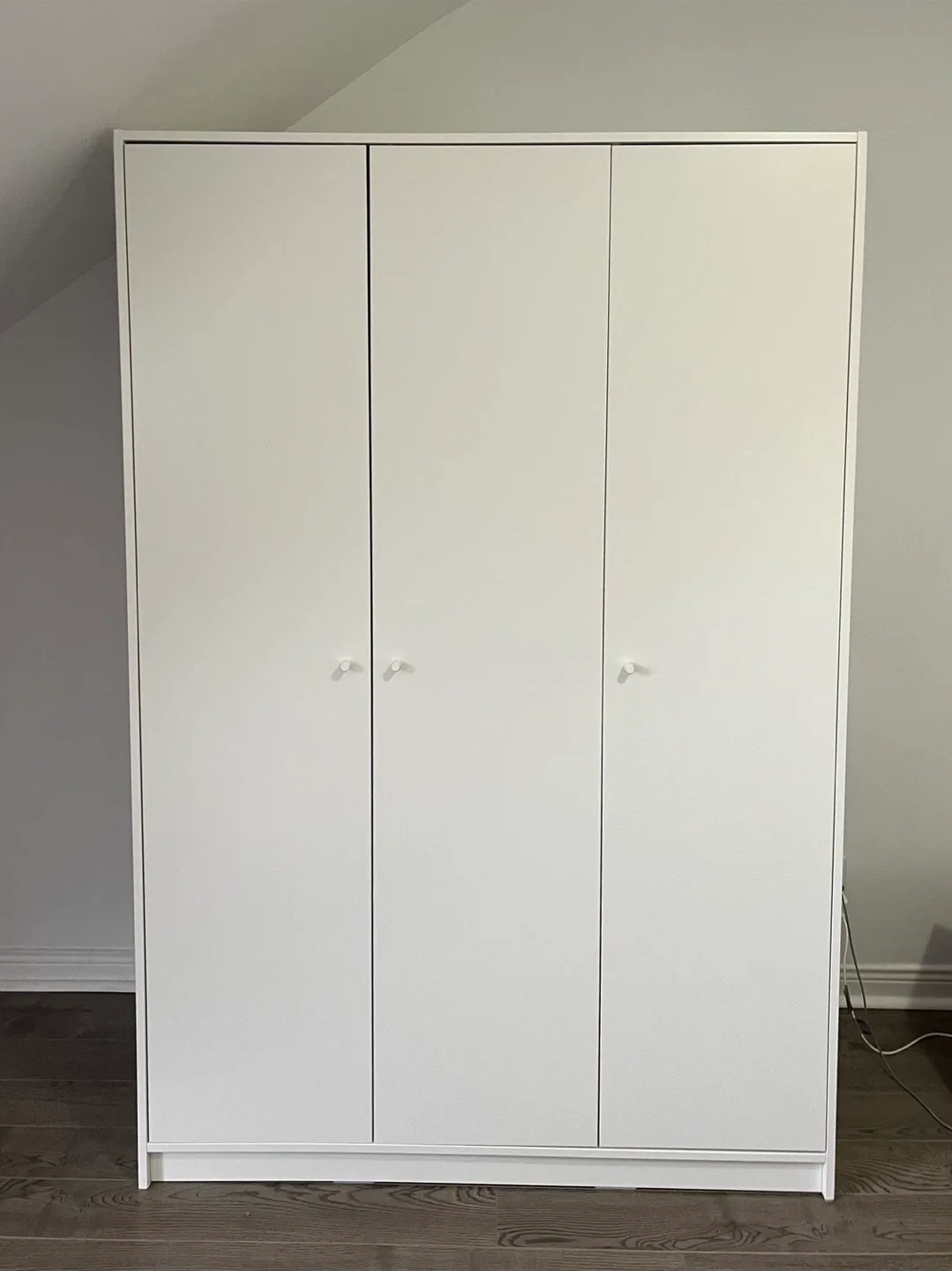 IKEA Wardrobe (KLEPPSTAD)