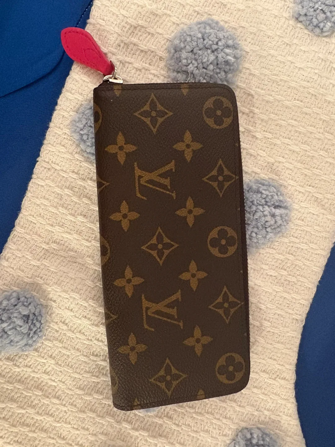 Louis Vuitton Clemence Wallet image indicator(5)