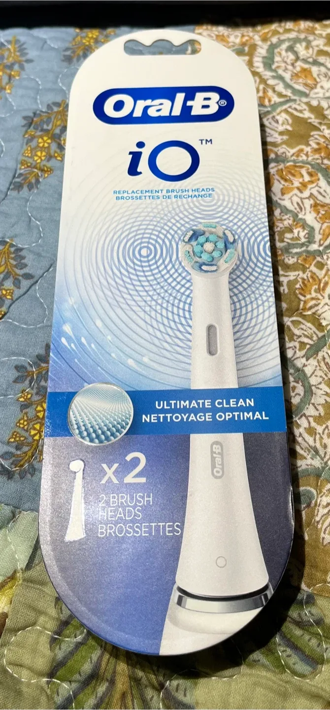 Oral-B iO Ultimate Clean Brush Heads (2-Pack)