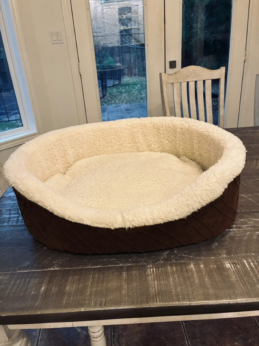 “Pet Buddy” pet bed in great condition & clean