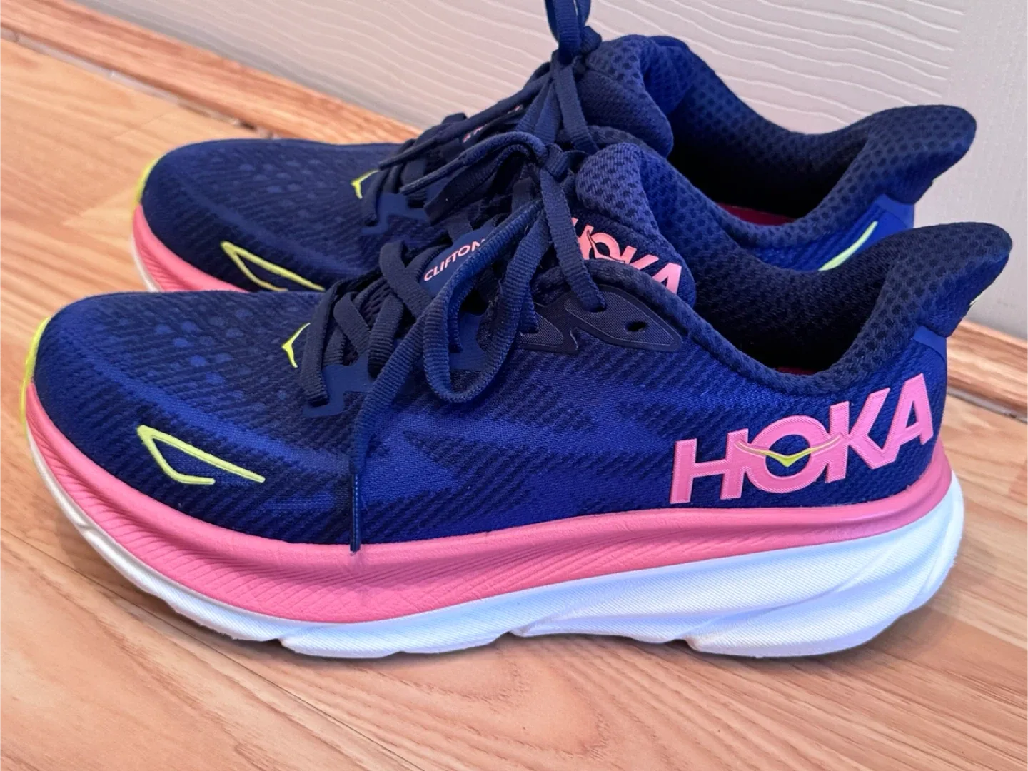 Hoka Clifton 9 Running Shoes - Blue/Pink