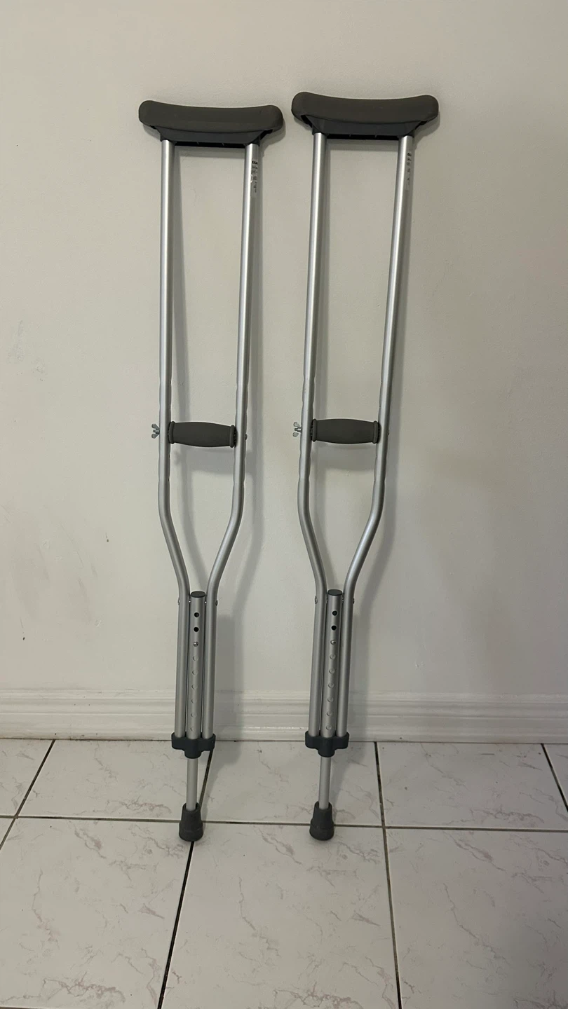 Guardian MDSV80535 Crutches