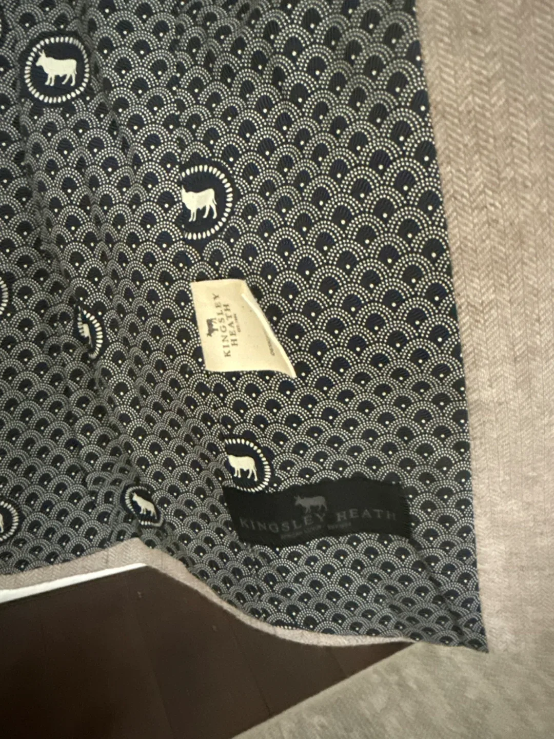 Limited edition Kingsley Heath Blazer - Size Small image indicator(6)