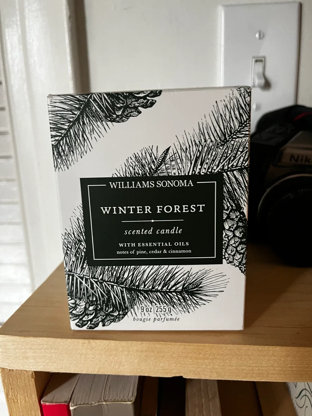 Williams Sonoma Winter Forest Scented Candle