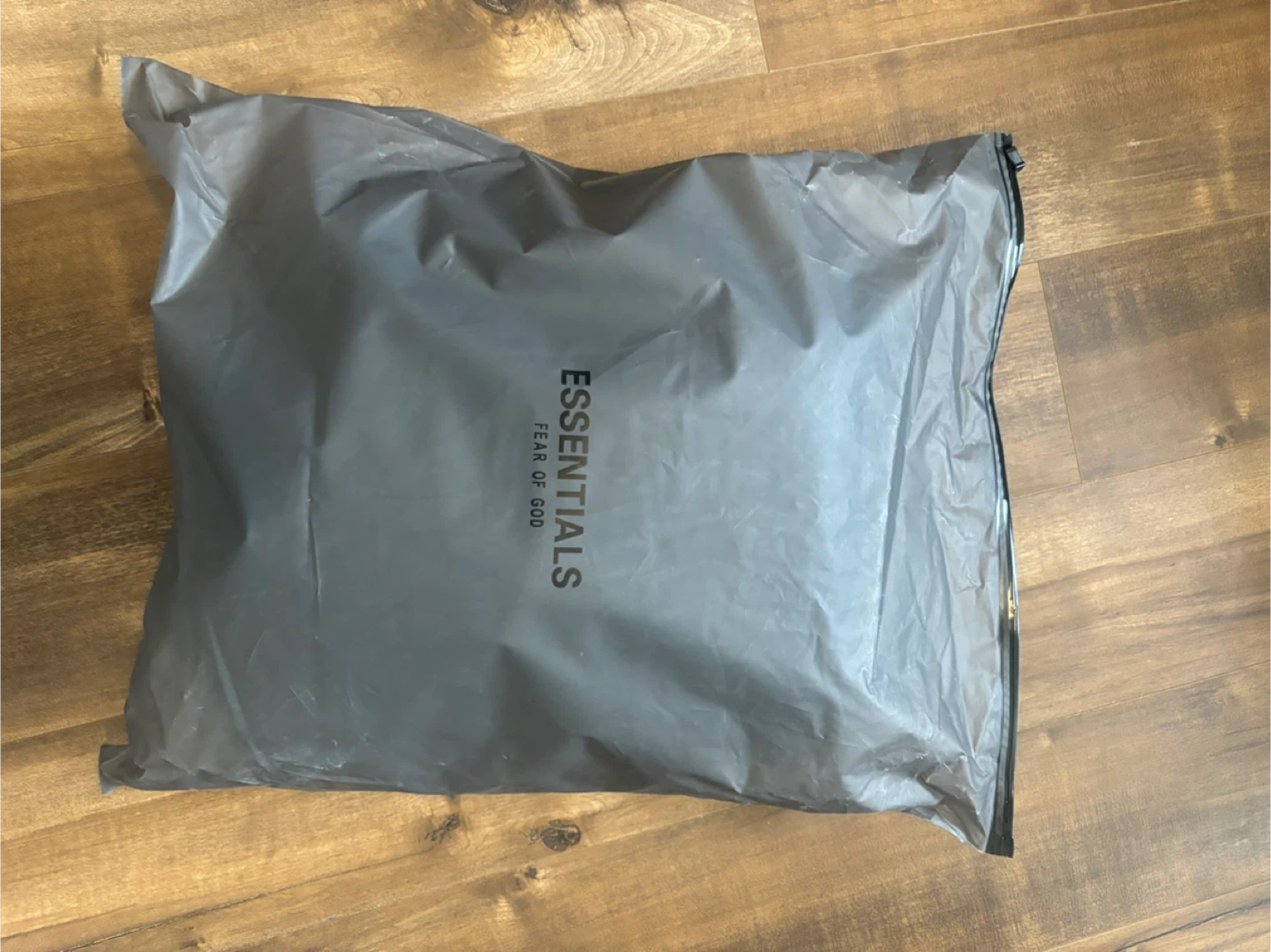 Essential hoodie black men’s small - photo 4