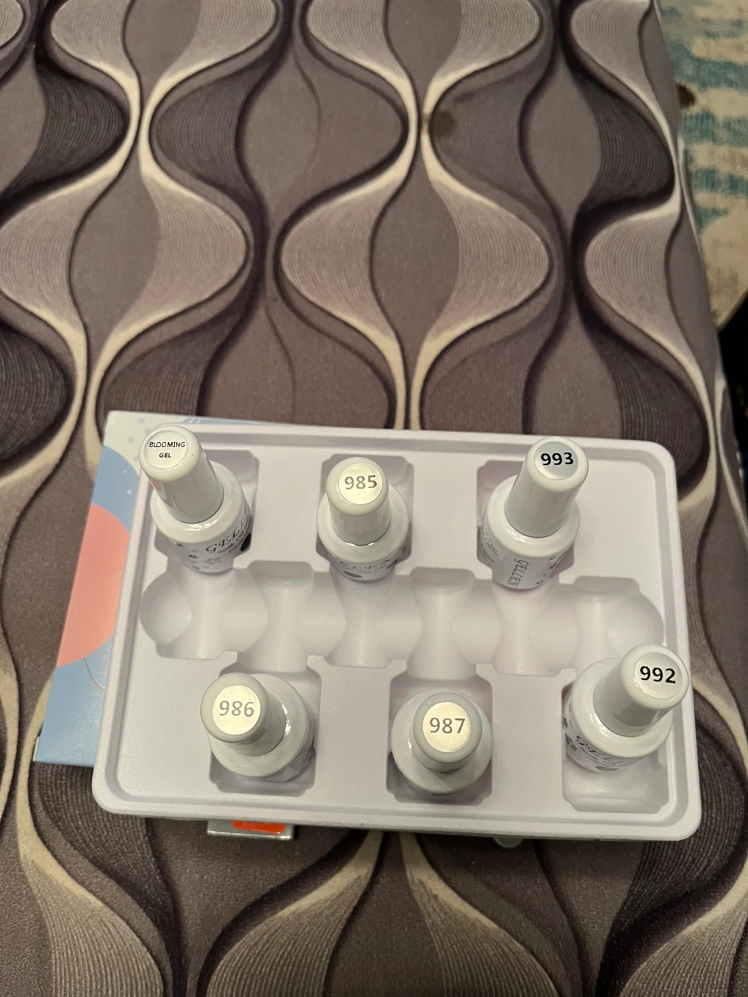 Gellen Soak Off Nail Gel Set - New - photo 3