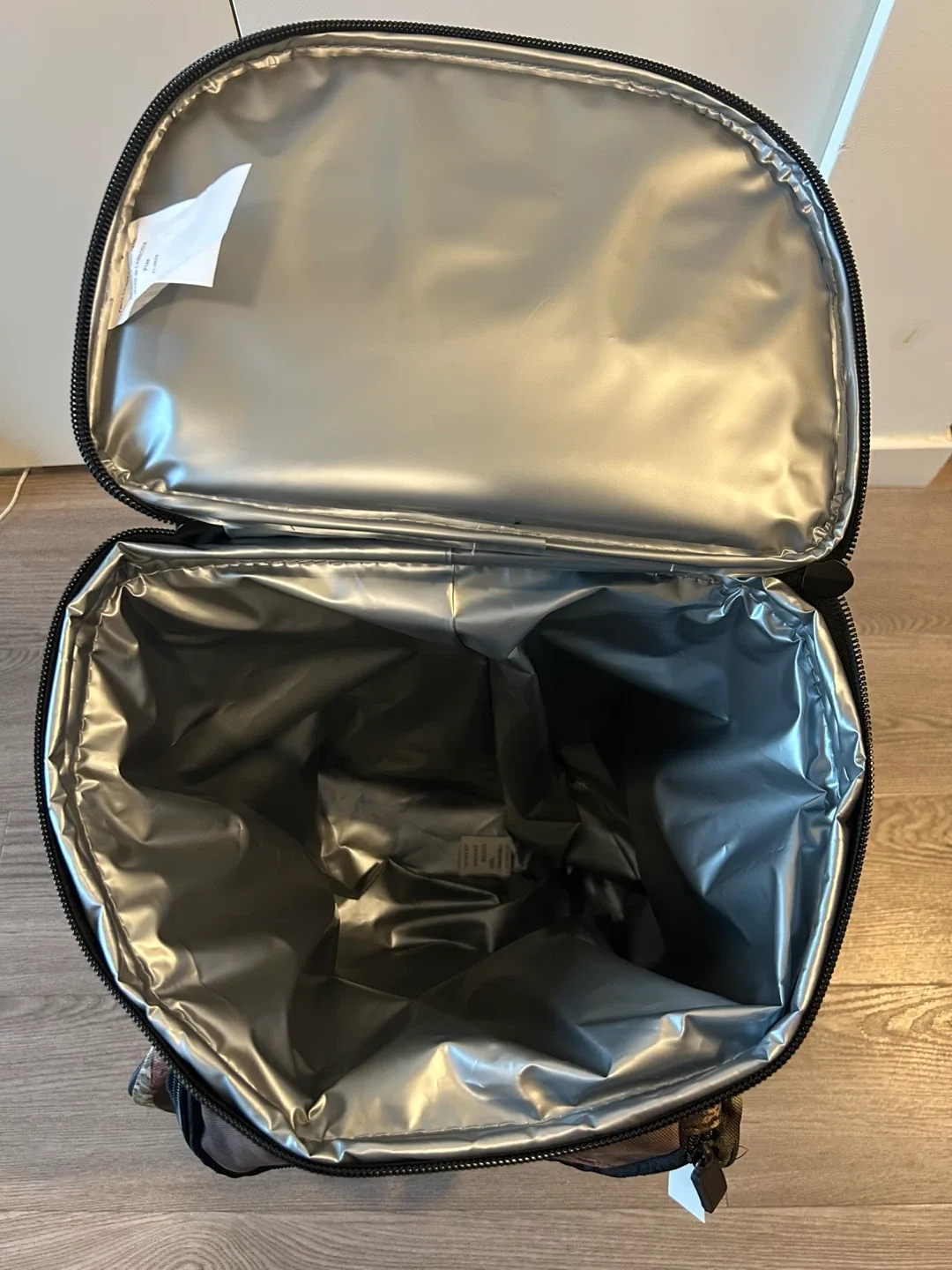 Uline Rolling Cooler – Camo | New With Tags | $70 image indicator(3)