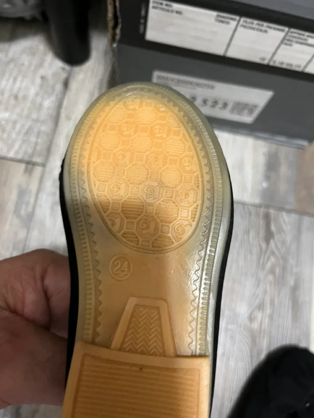 Black Bow Flats - Size 24 image indicator(3)