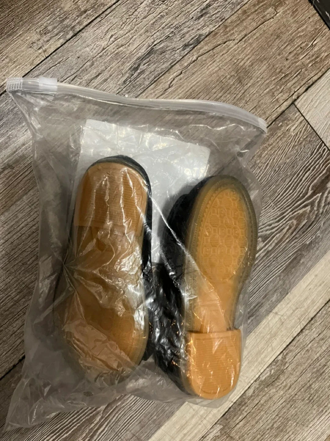 Black Bow Flats - Size 24 image indicator(2)