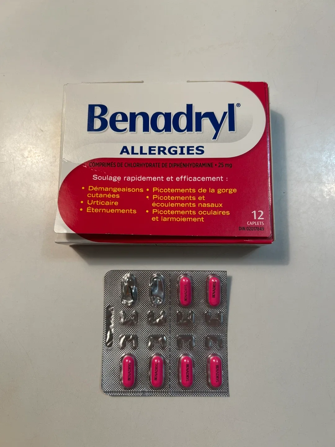 Benadryl Allergies 25mg - 12 Caplets