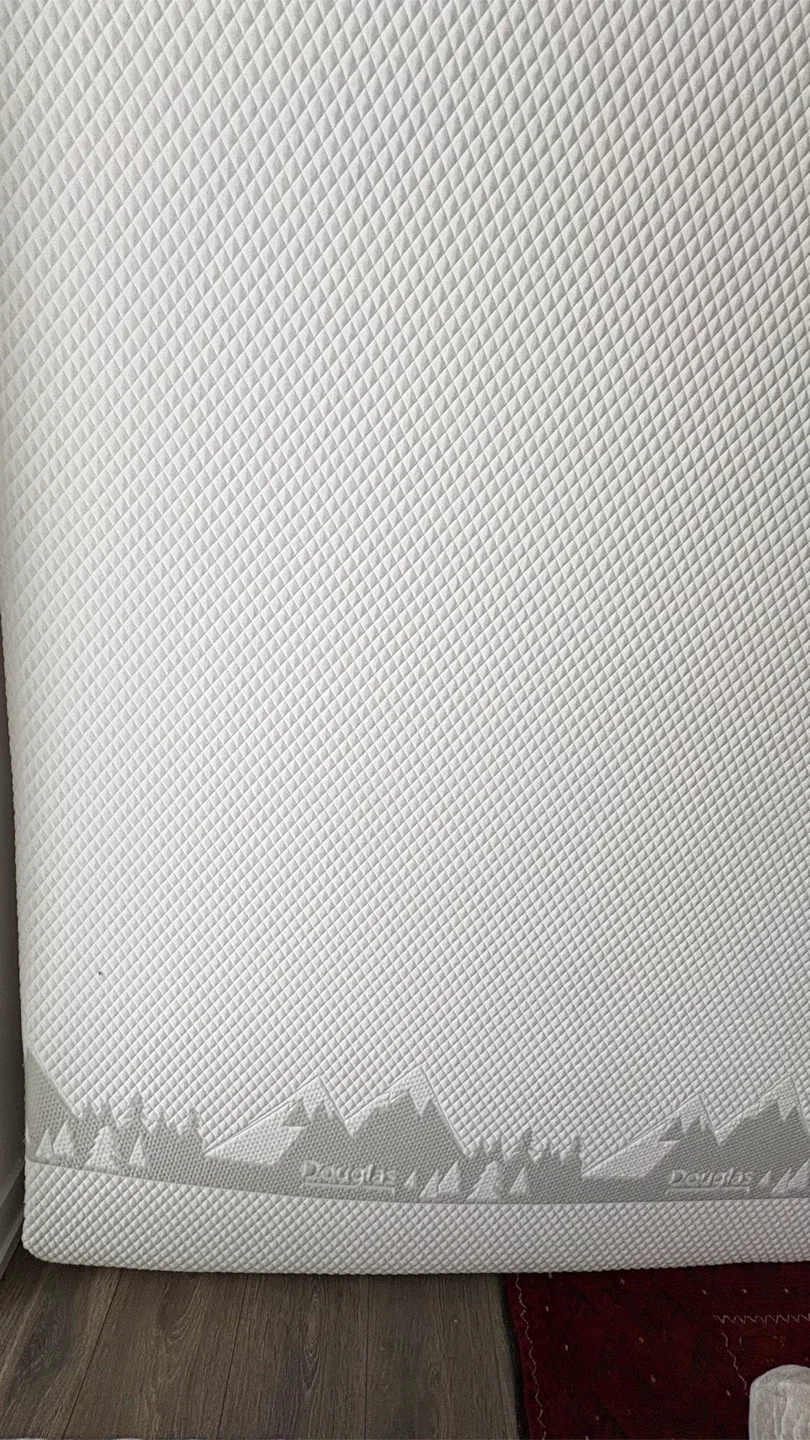 Douglas Mattress image indicator(7)