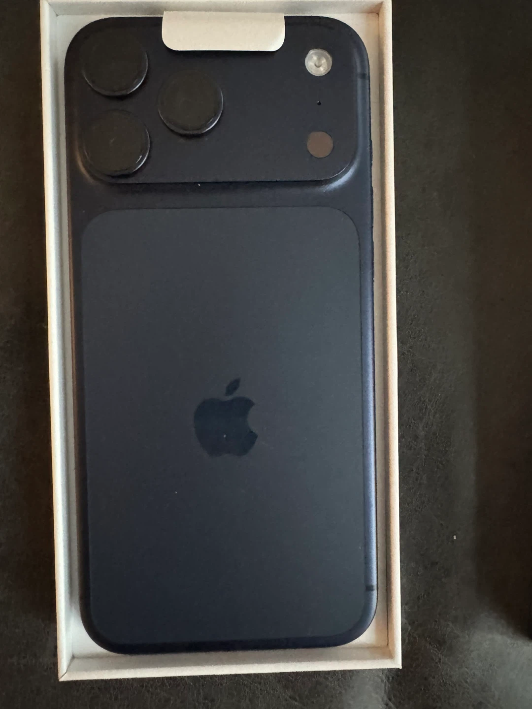 New Apple iPhone 17 Pro Max - photo 2