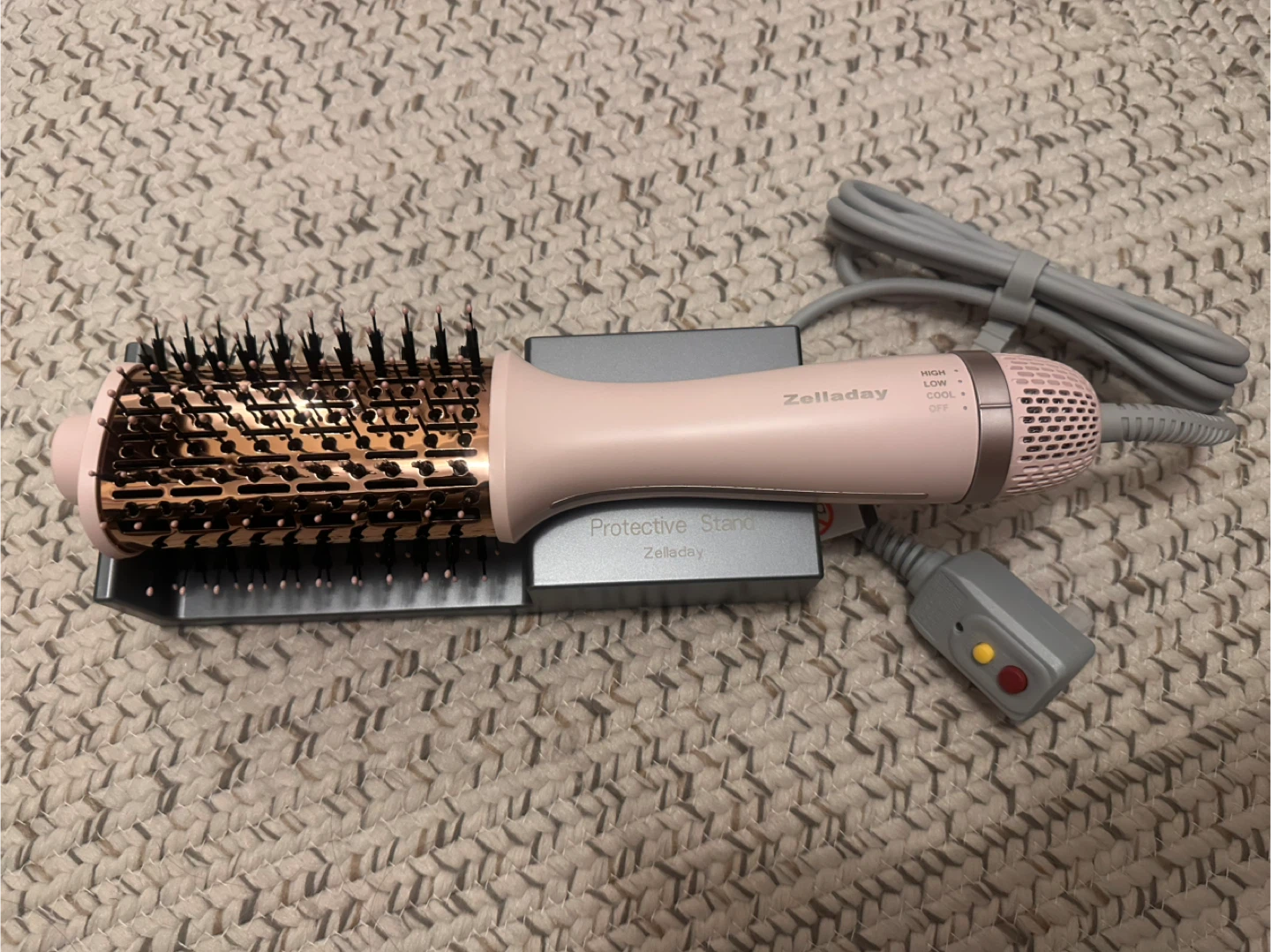 Zelladay Hot Air Brush - Brand New!