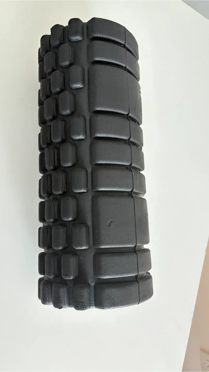 Black Foam Roller image indicator(2)
