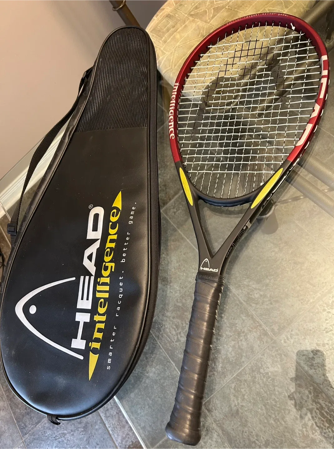 HEAD Intelligence i.S4 Midplus Tennis Racket (Austria)