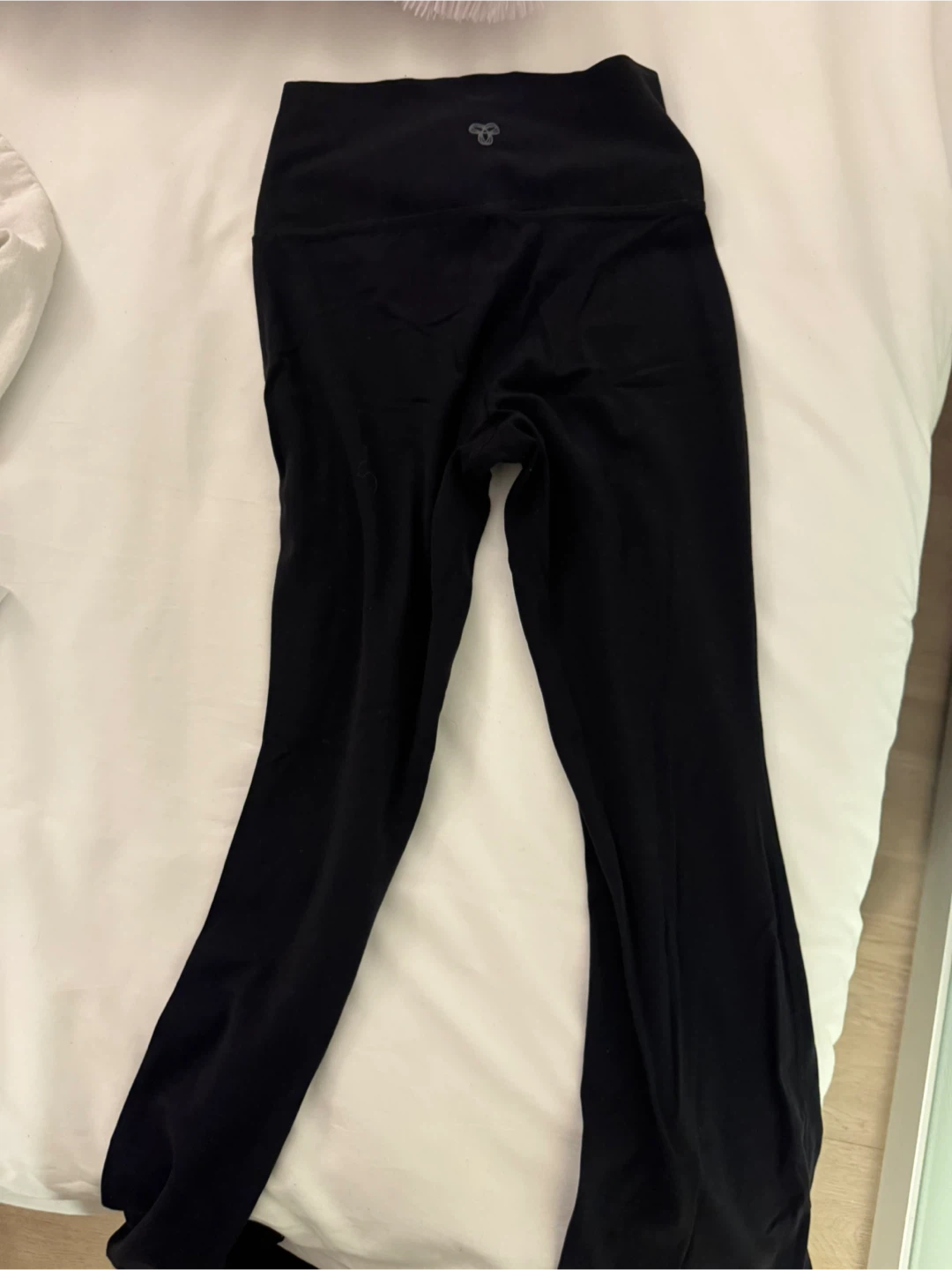 Aritzia flare Leggings Black length short - photo 2