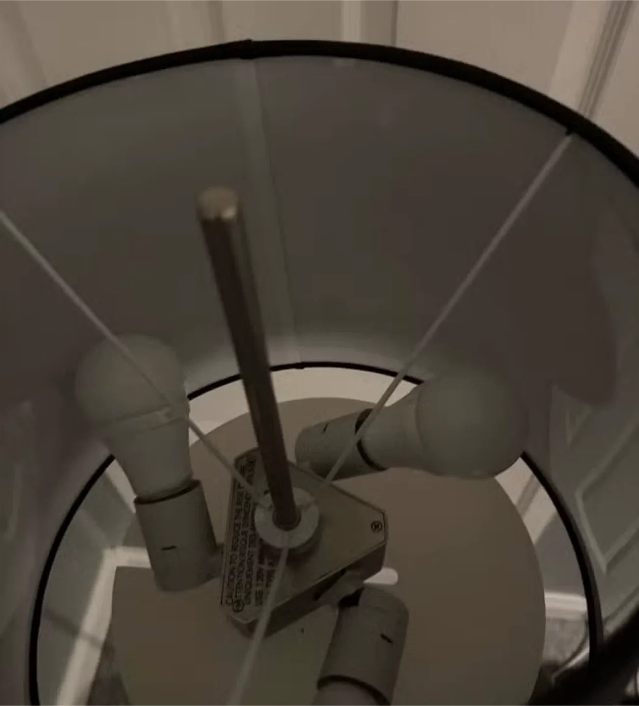 Black Floor Lamp image indicator(3)