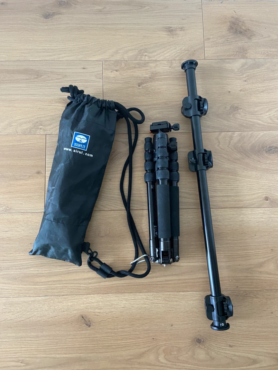 Sirui Camera Tripod - photo 2