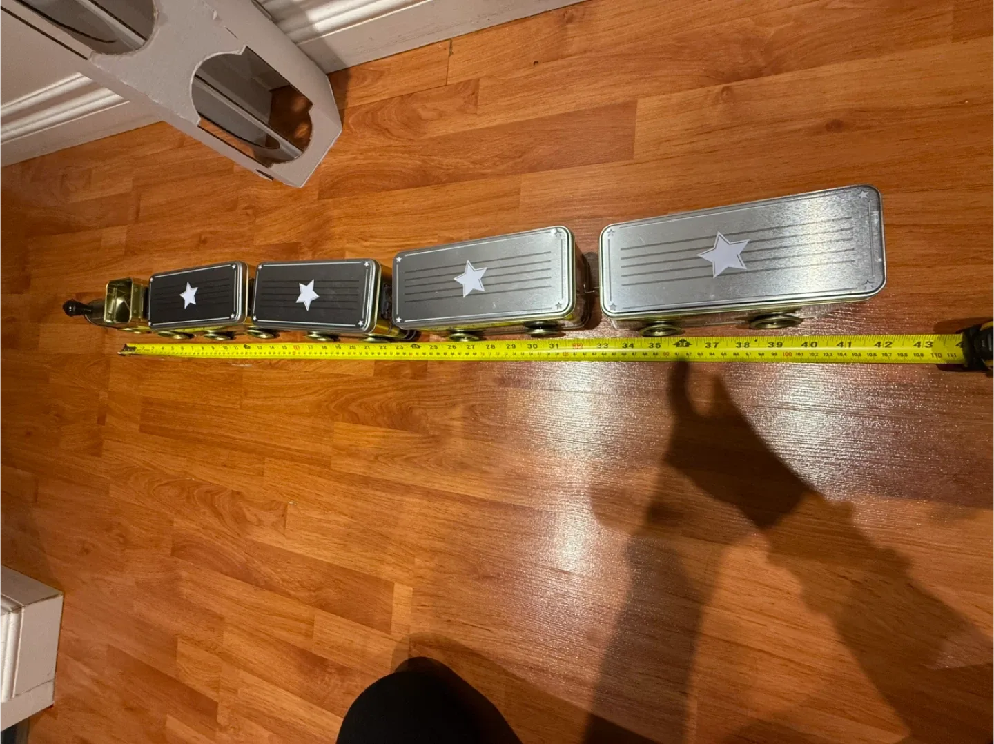 Christmas Train with carriages image indicator(6)