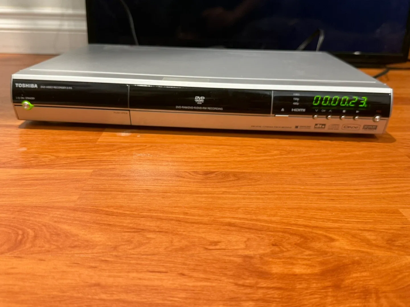 Toshiba DVD Video Recorder DVR-660