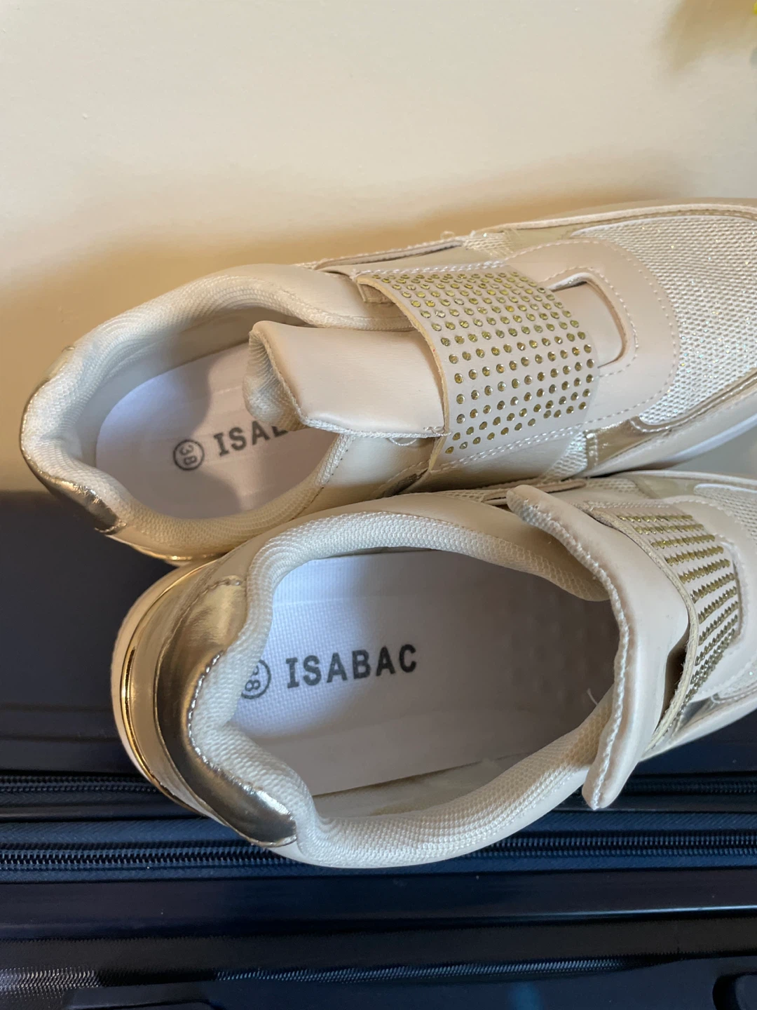 Isabac Beige & Gold Sneakers - Size 8 - photo 4