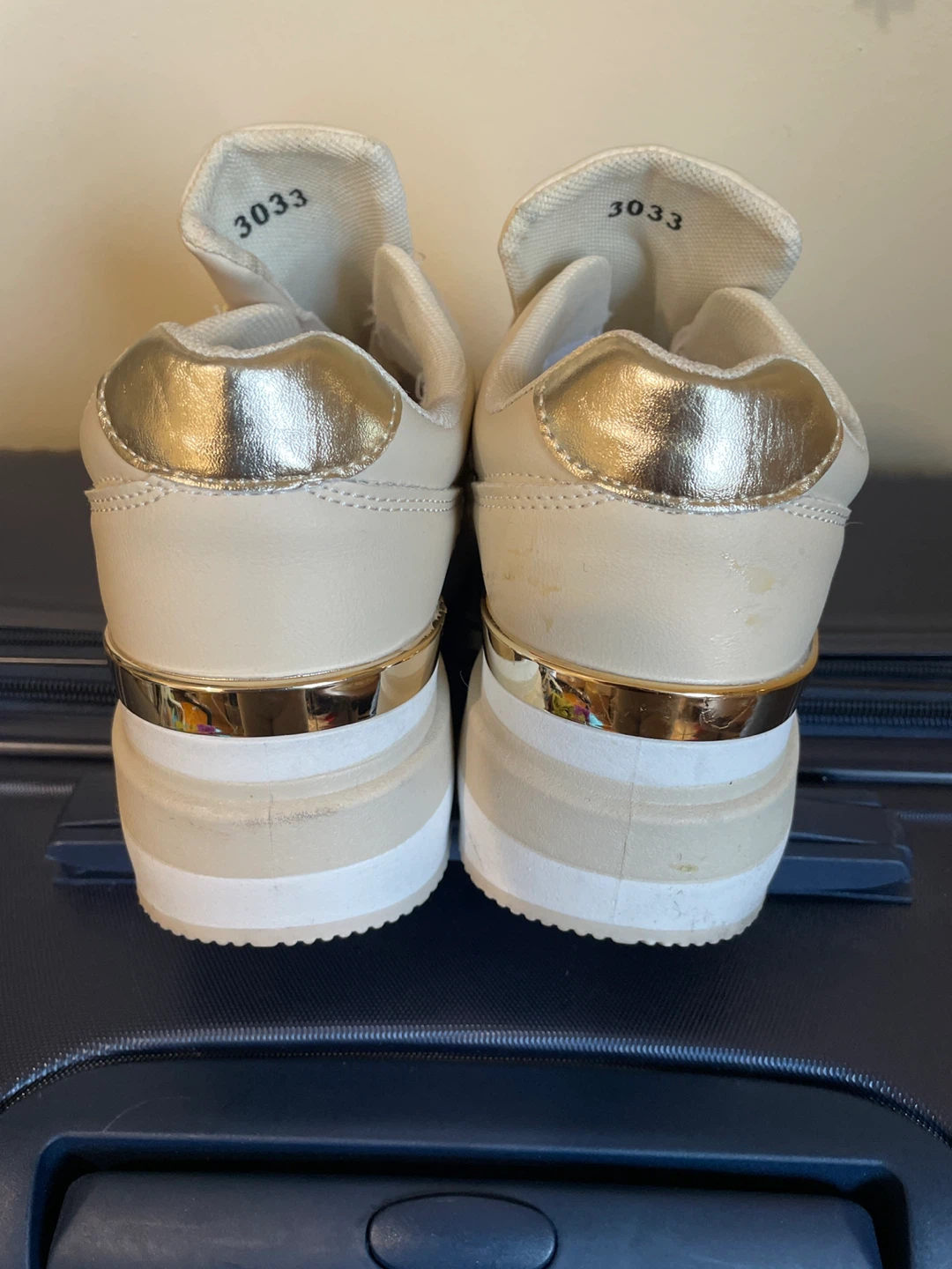 Isabac Beige & Gold Sneakers - Size 8 - photo 3