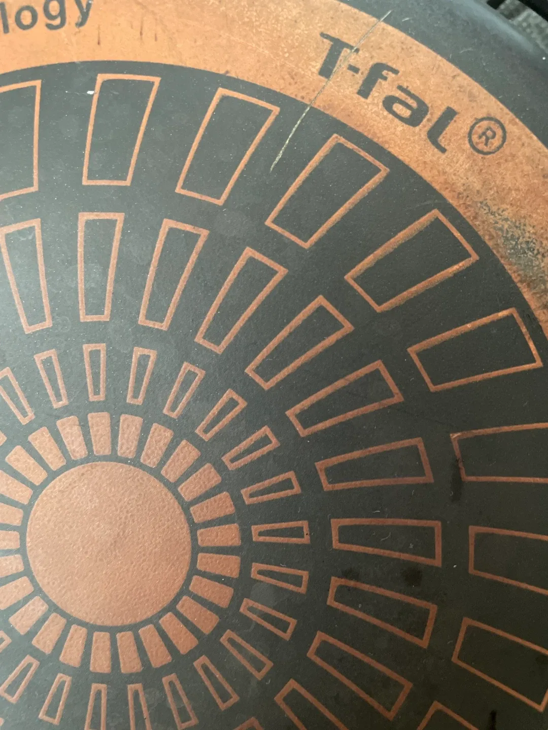 Free lid, 11" T-fal Stock Pot image indicator(3)