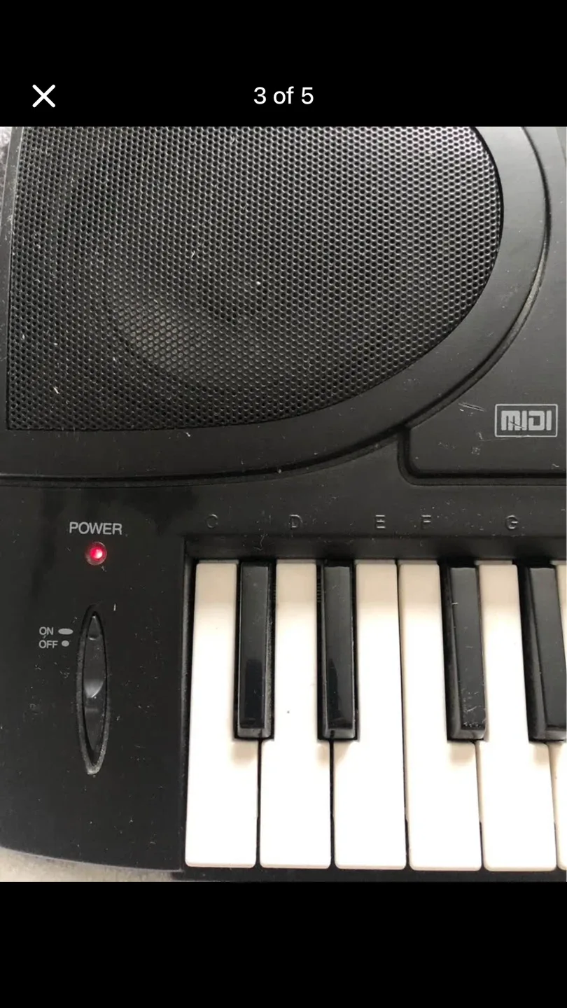 Black MIDI Keyboard with 50 Rhythms & Songs image indicator(2)