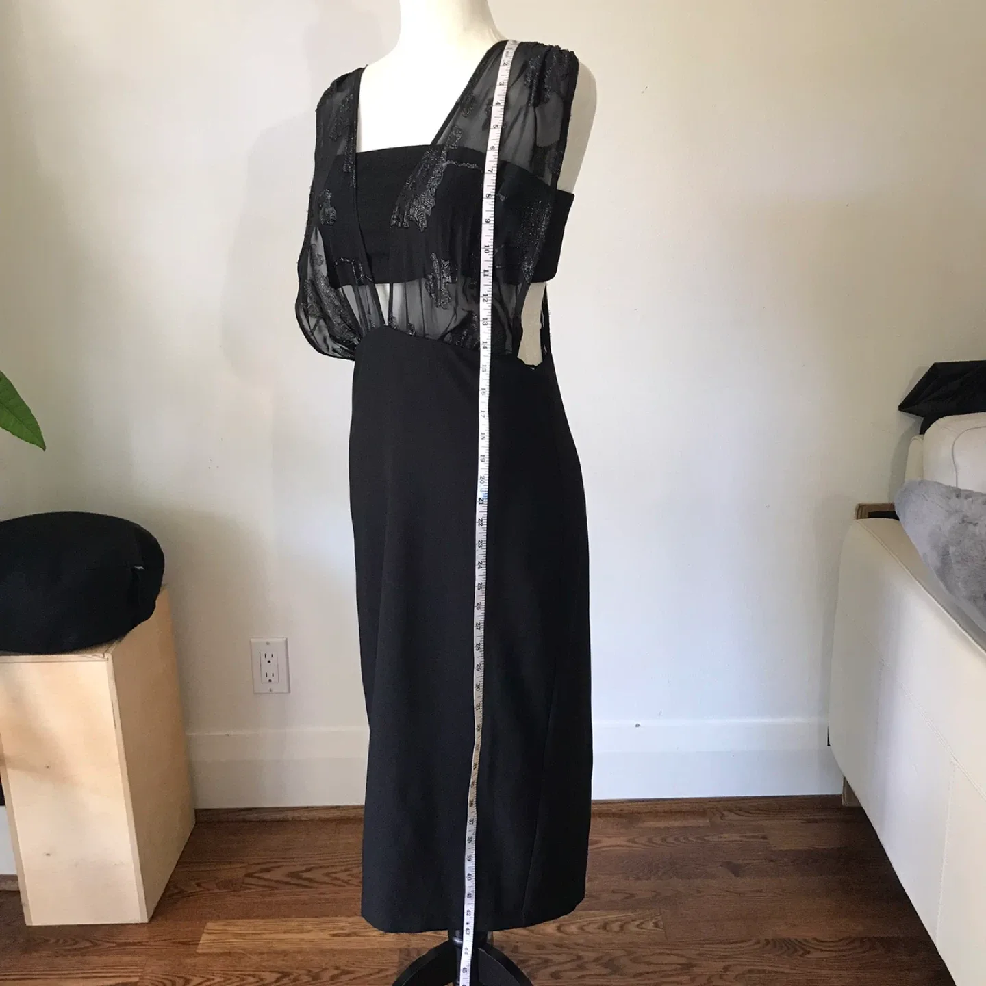 Dynamite Black Dress, Size L image indicator(4)