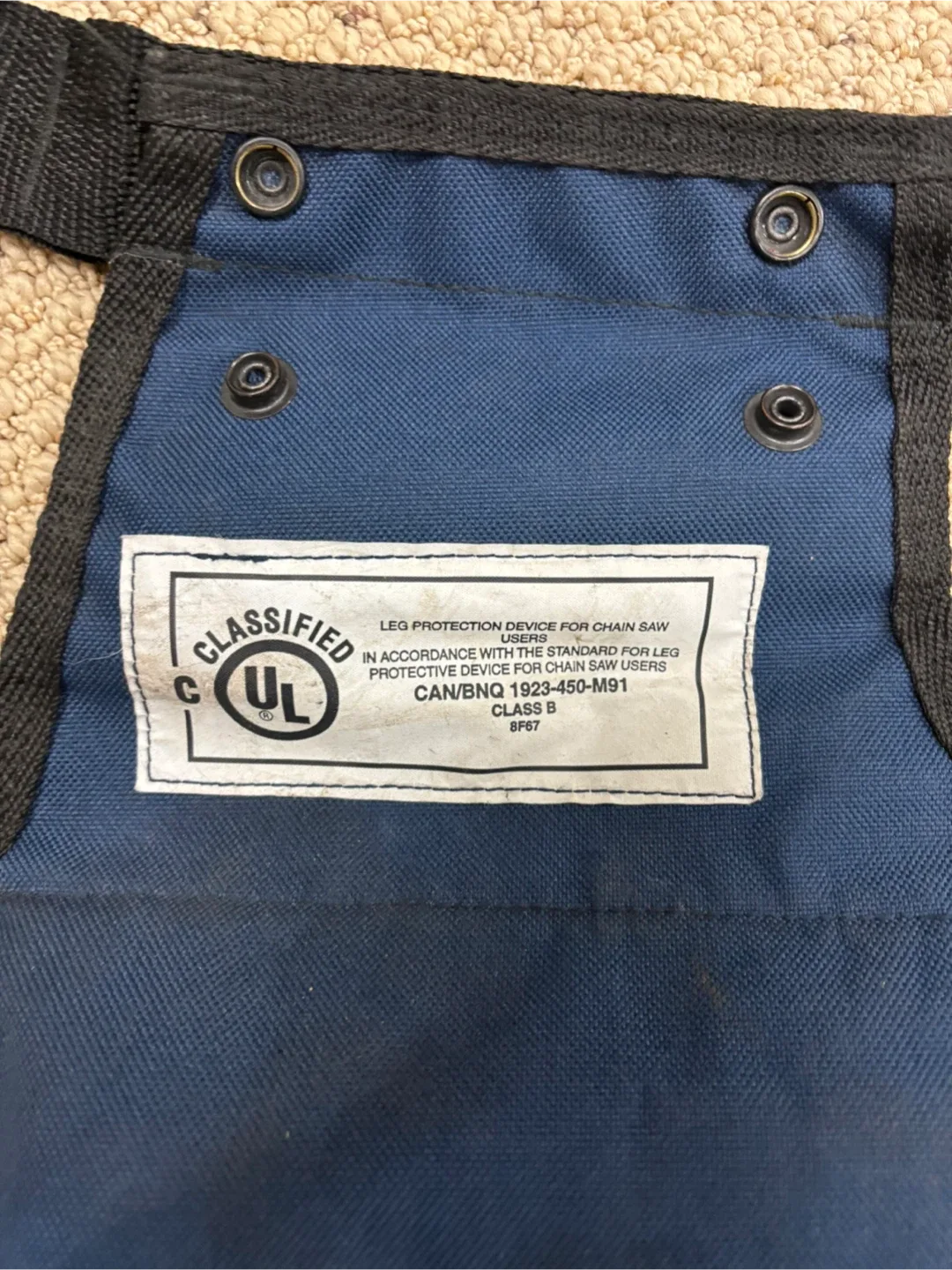 Husqvarna Chainsaw Chaps image indicator(2)