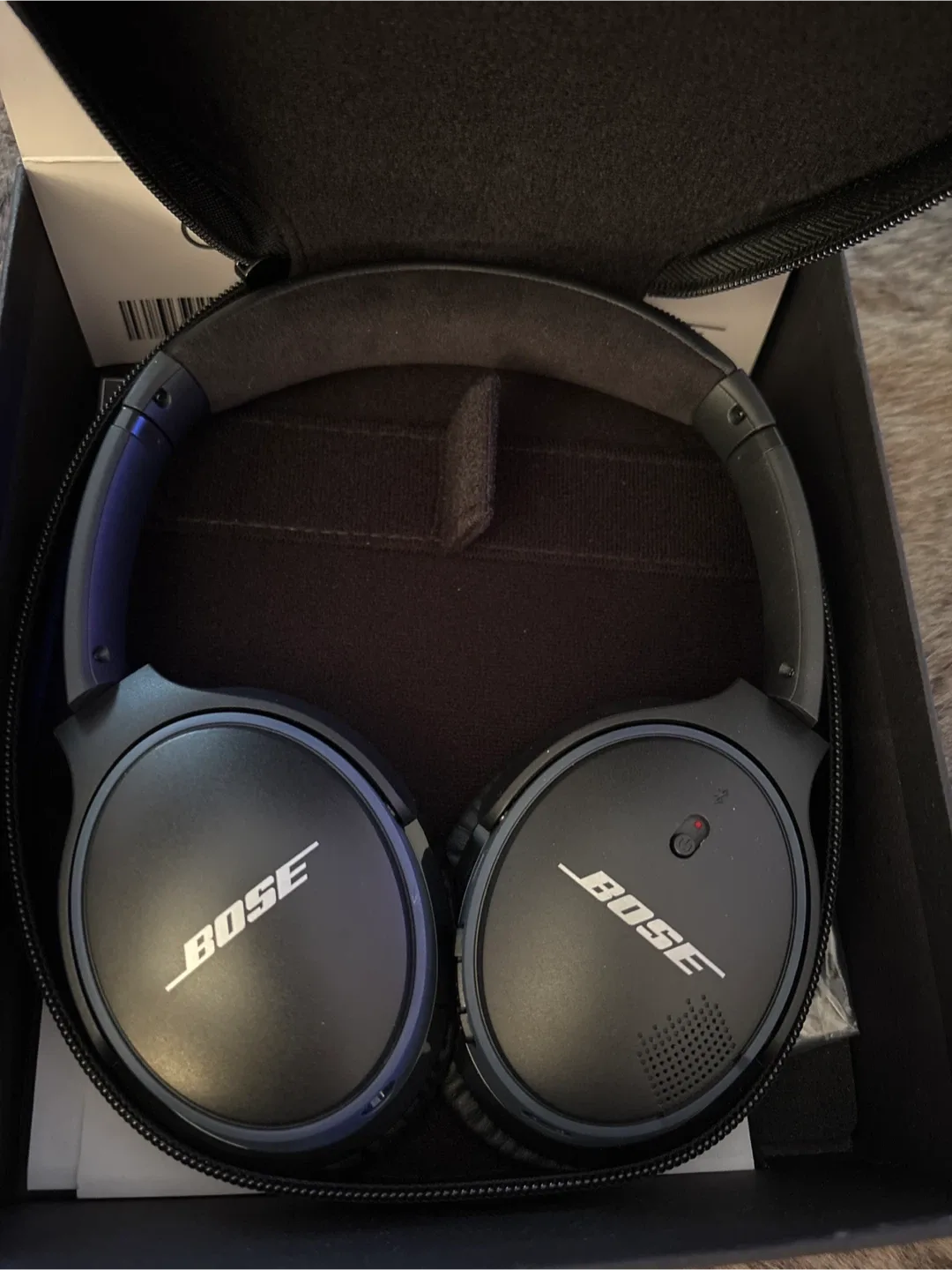Bose Soundlink Around-Ear Wireless Headphones II - Black image indicator(5)
