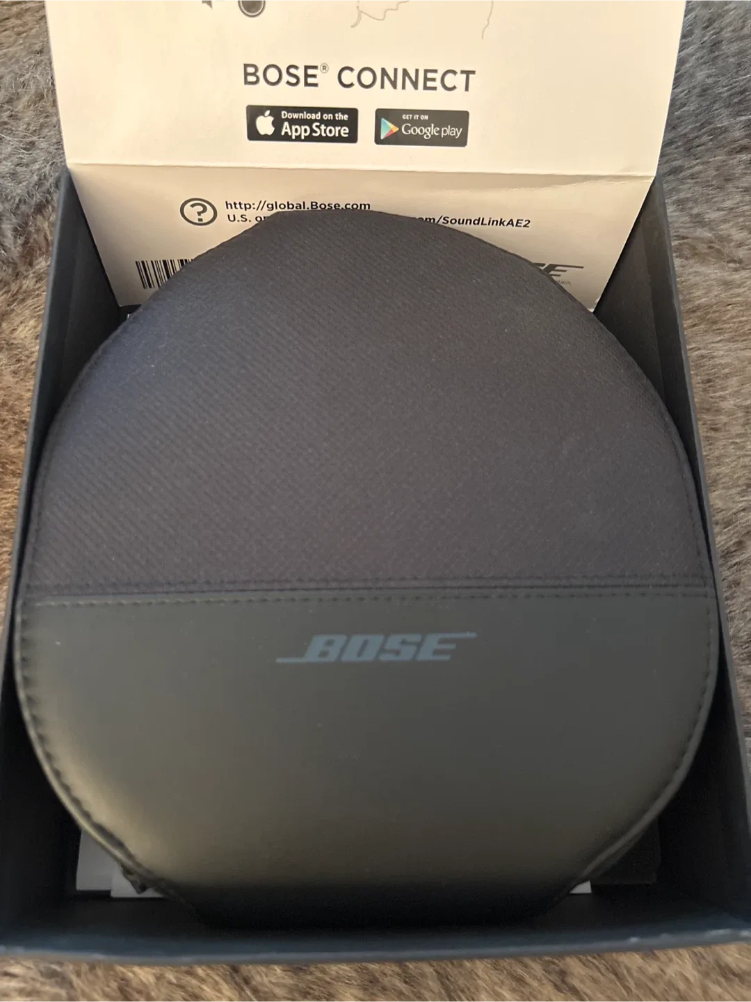 Bose Soundlink Around-Ear Wireless Headphones II - Black image indicator(4)