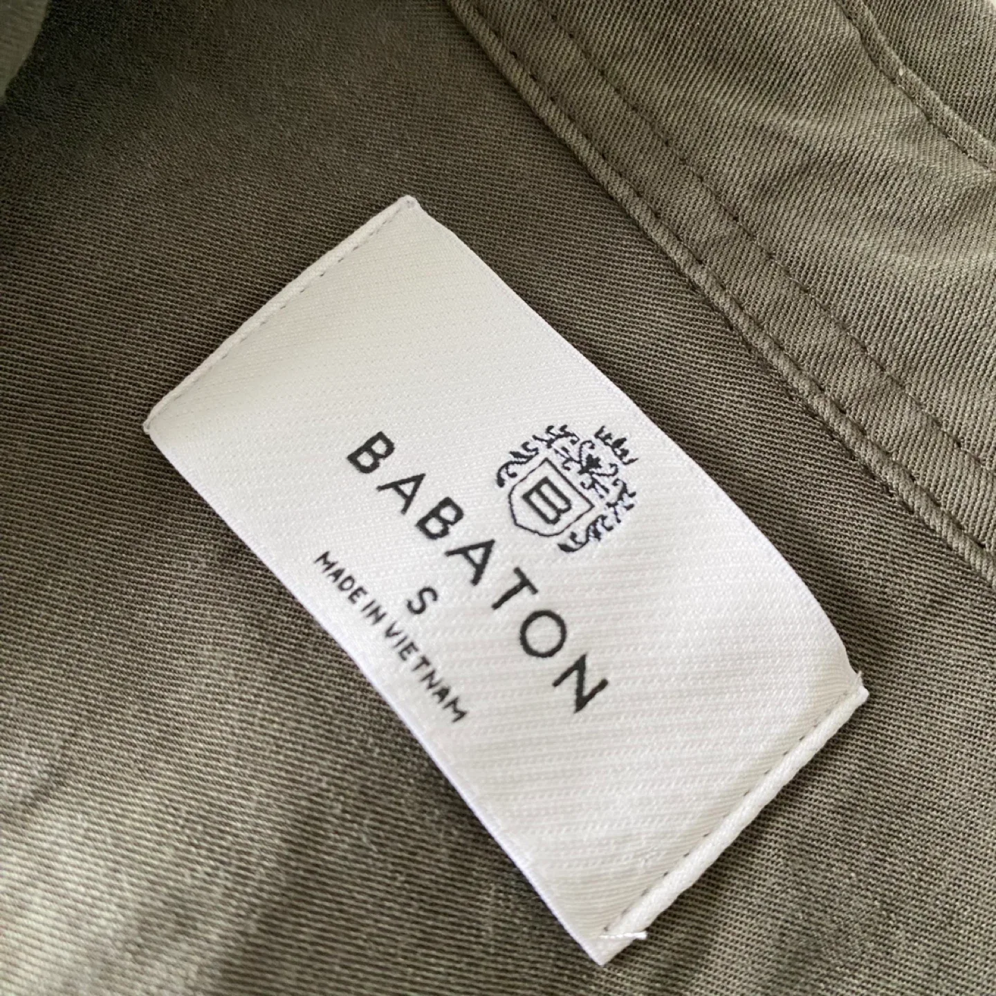Aritzia Babaton Utility Shirt image indicator(7)