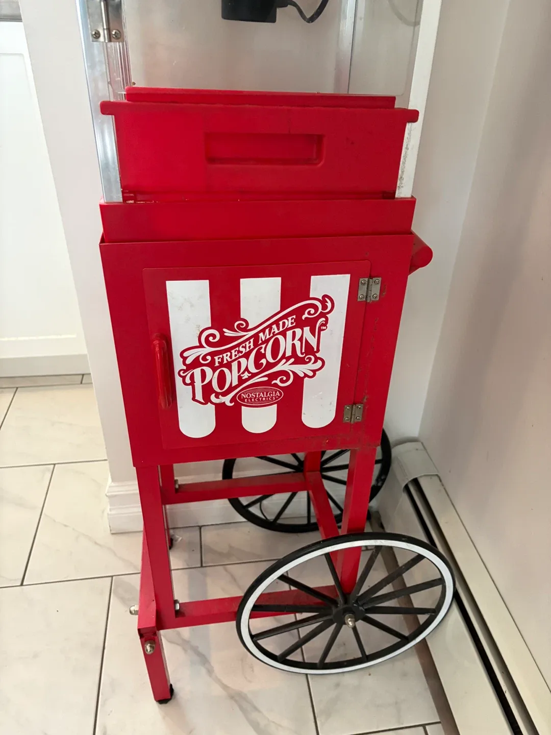 Nostalgia Electrics Popcorn Machine image indicator(2)