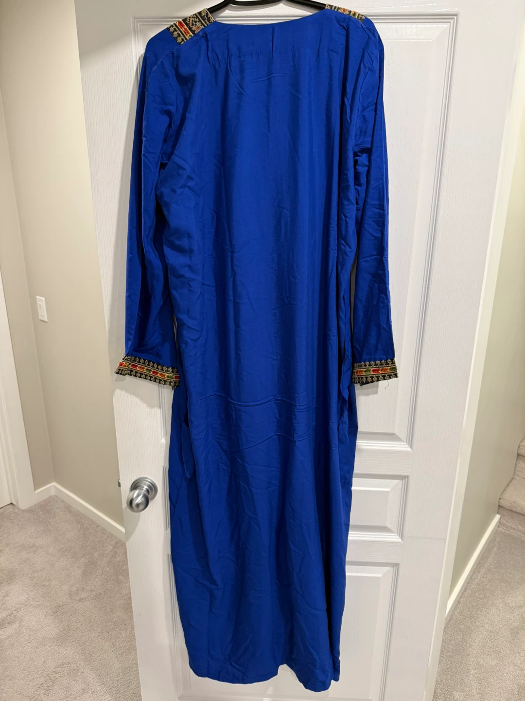 Blue Embroidered Abaya Size 2 - photo 3