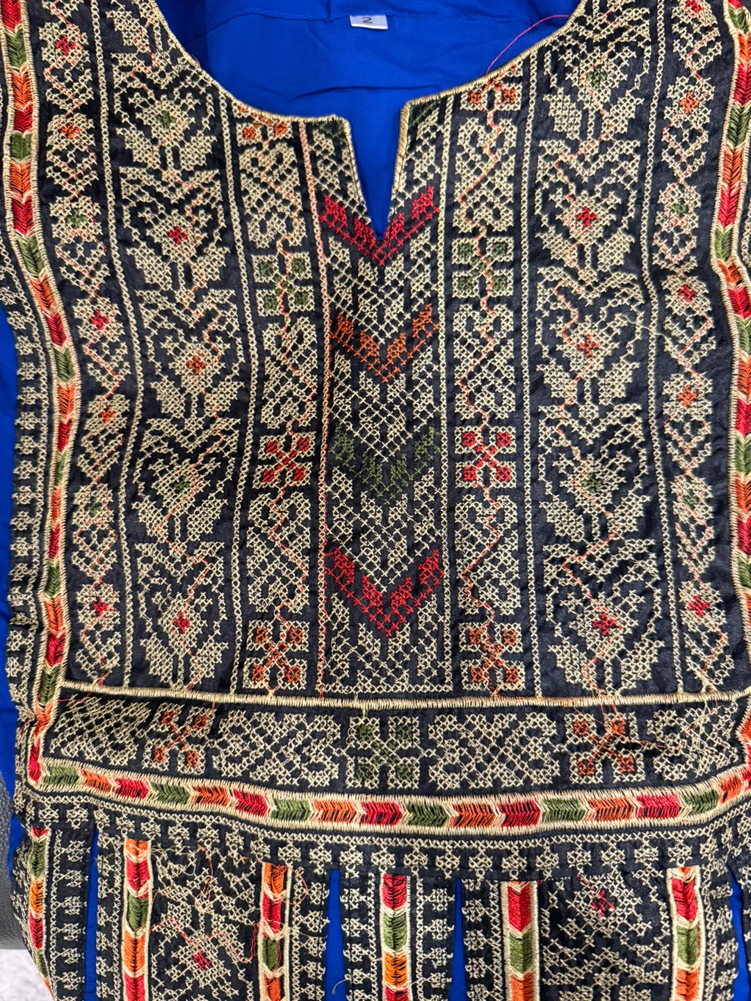 Blue Embroidered Abaya Size 2 - photo 4