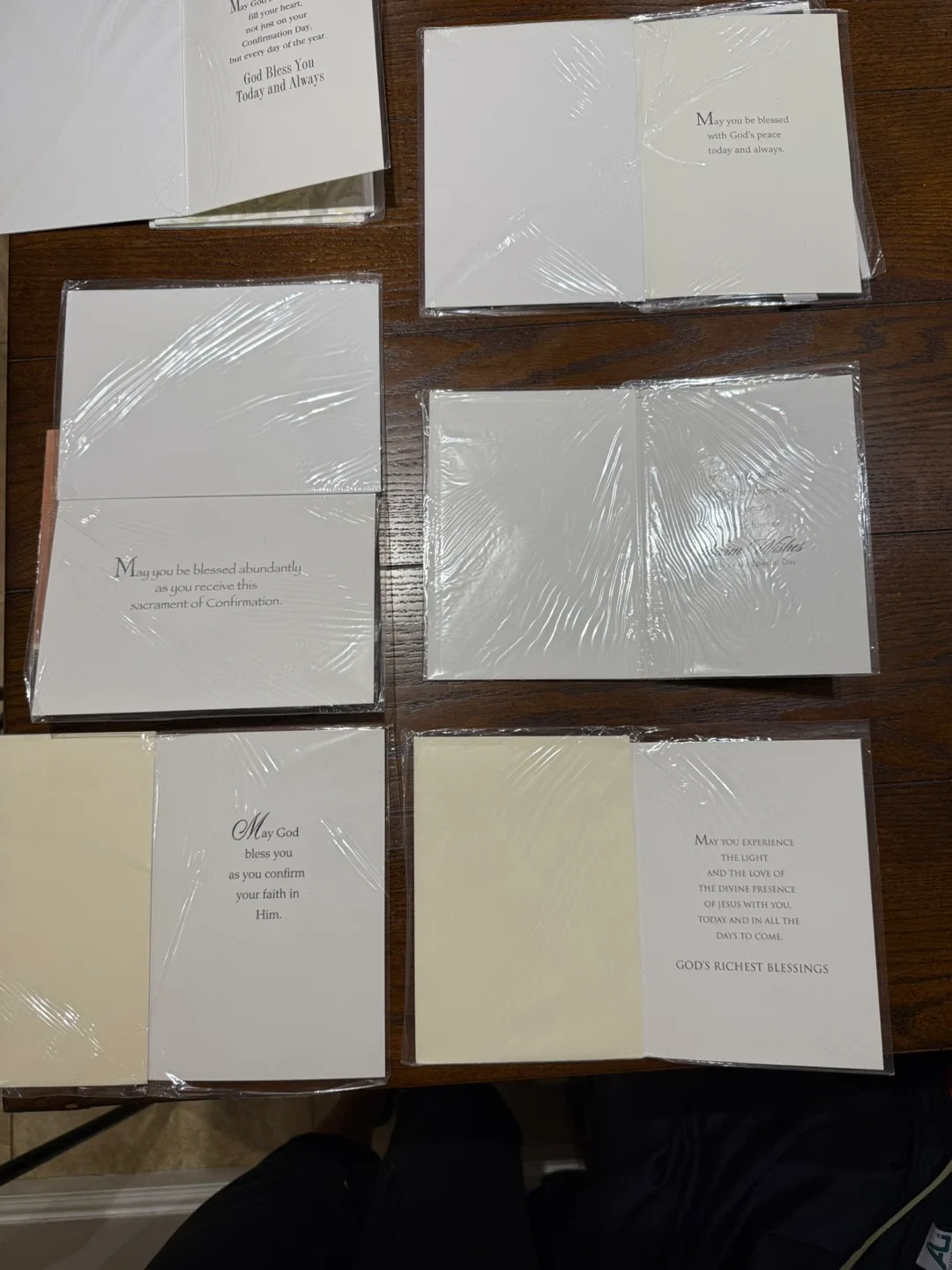 Variety of greeting cards image indicator(2)