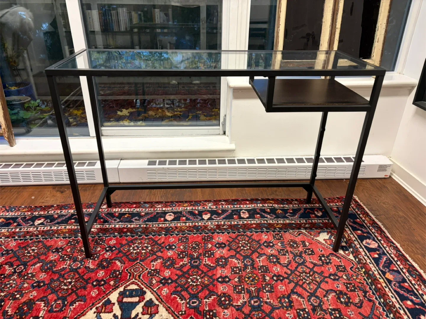 IKEA VITTSJÖ Laptop Table - Black/Glass image indicator(2)