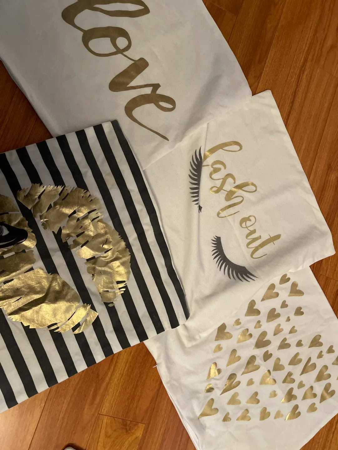 Decorative Throw Pillows - Set of 4 image indicator(2)