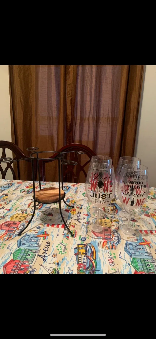 Wine Glasses & Wine Rack