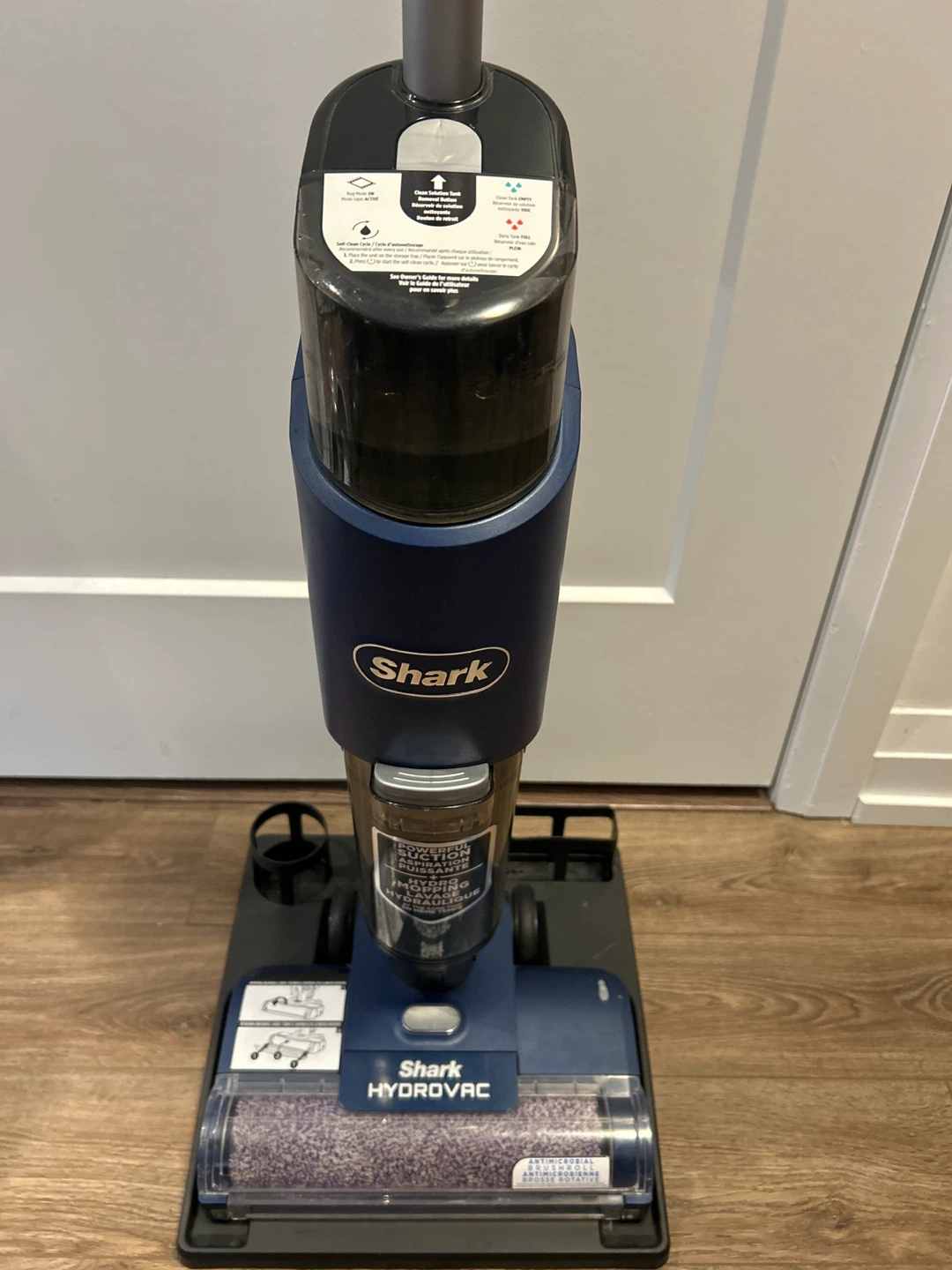 Shark HydroVac Hard Floor Cleaner - photo 2