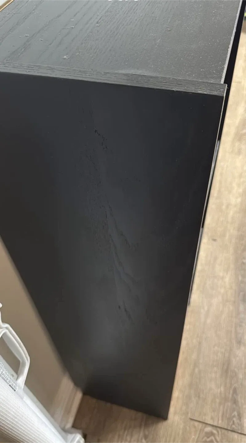 Black Bookshelf image indicator(3)