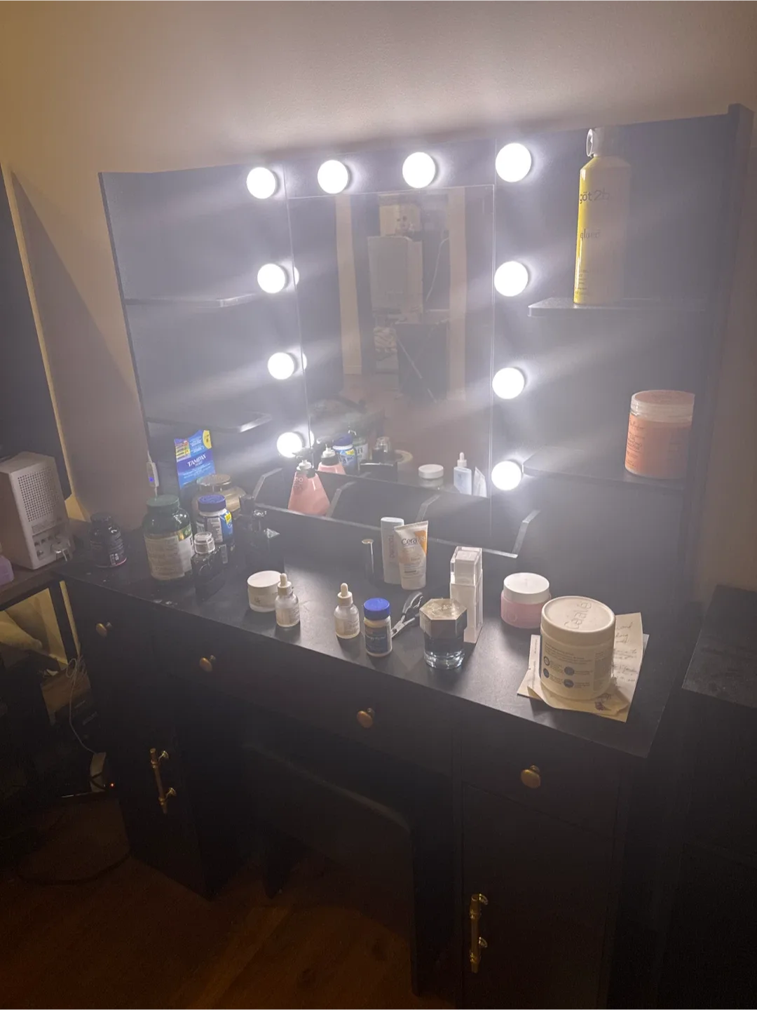Vanity Table with Lighted Mirror