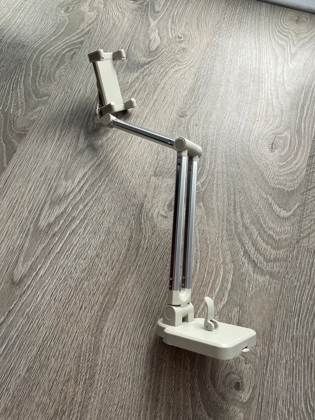 Adjustable Phone/Tablet Stand - Great Condition!
