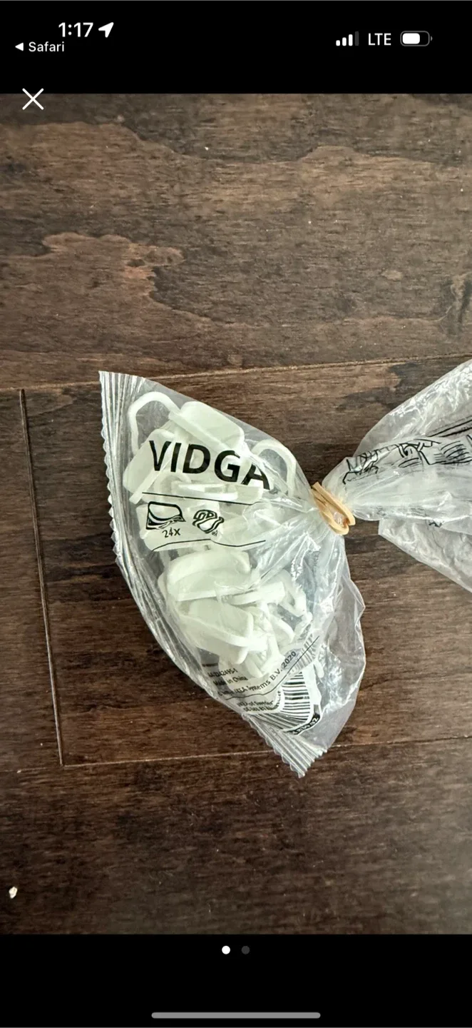 IKEA VIDGA Curtain Hook