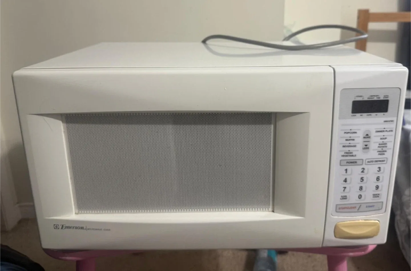 Emerson Microwave Oven